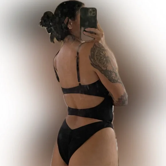 Black Cutout Bikini - Picture 6 of 6